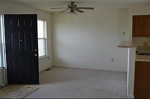 3rd image of 55 Easthampton Ct