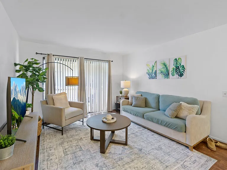 19096 Alamo Ln #19096 — Photo 1