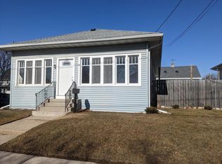 1524 Columbus St, Manitowoc, WI 54220