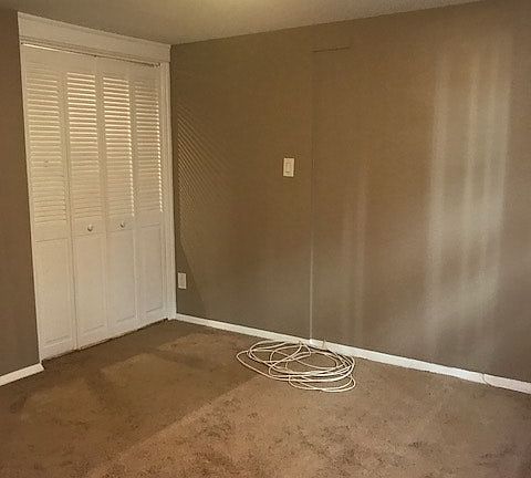 Den/Bedroom 2