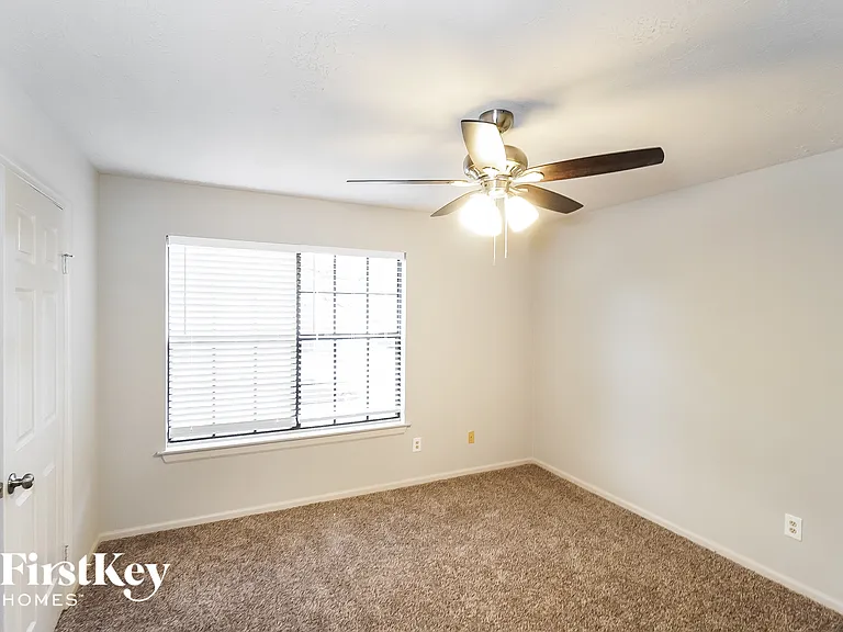16810 Poplar Hill St — Photo 13