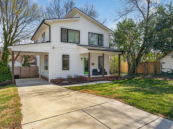 2nd image of 213 Lincoln Ct