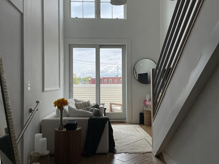 15 W River St #3C — Photo 2