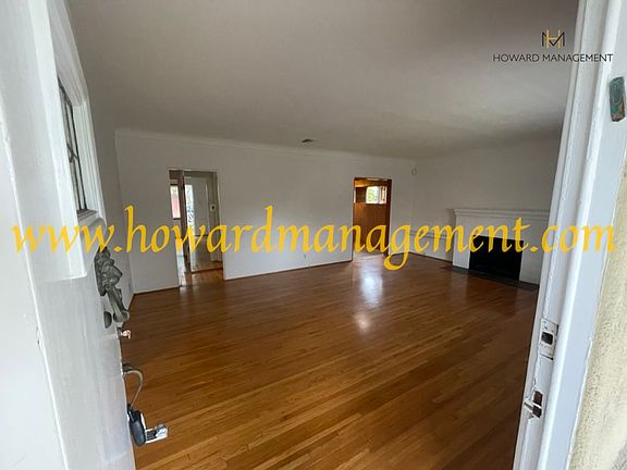 2nd image of 2840 Granville Ave
