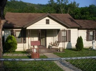 875 Briceville Hwy, Lake City, TN 37769