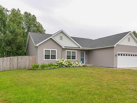 2nd image of 7138 Applewood Dr