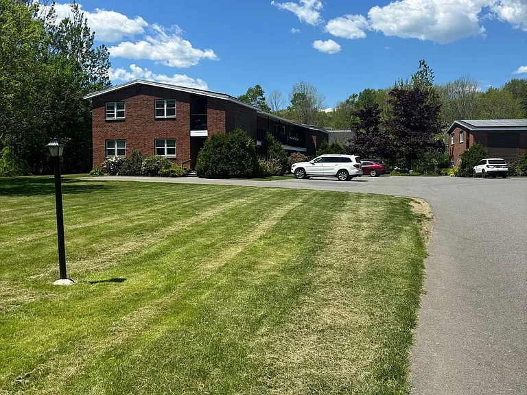 172 Camden St — Photo 4