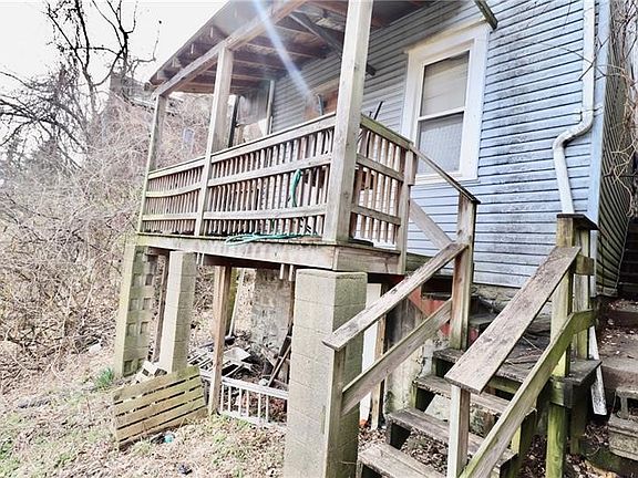 5th image of 1611 Ridge Ave