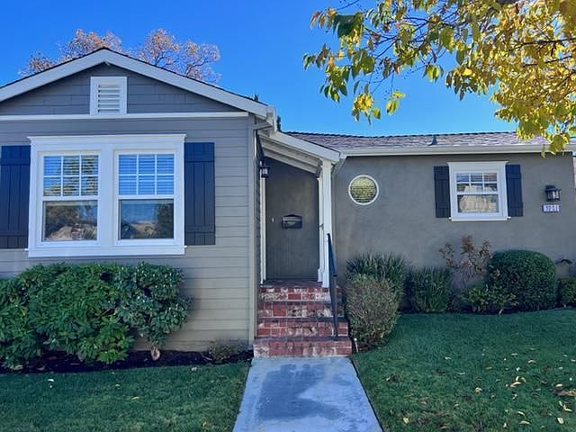 1st image of 1201 Carmelita Ave