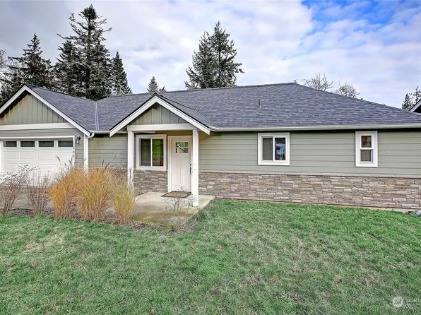 1569 Lake Drive, Camano Island, WA 98282