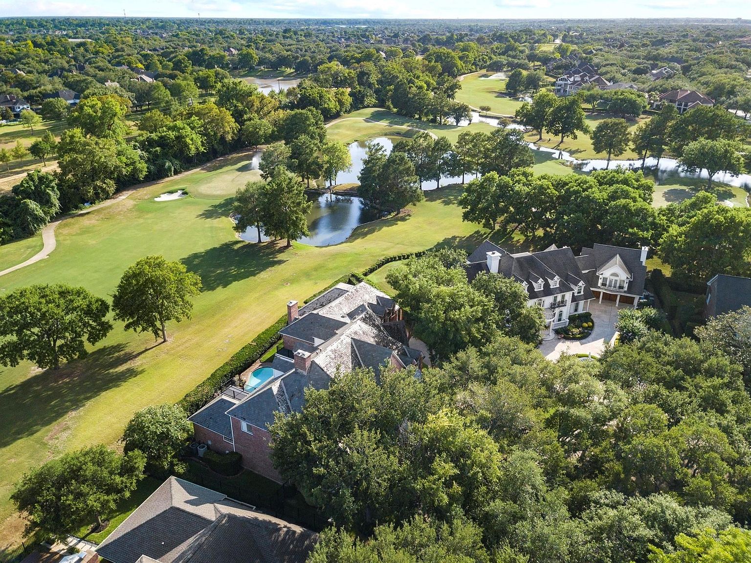 23 Glen Eagles Dr