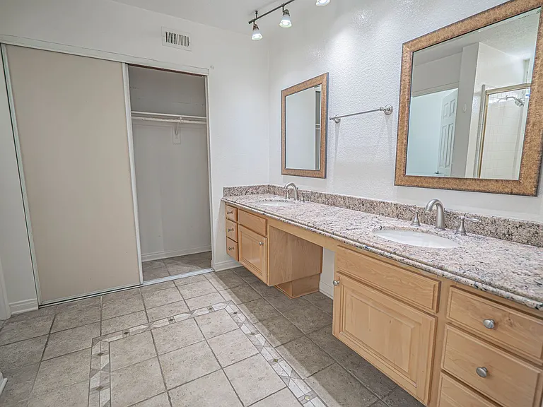 27727 Spandau Dr — Photo 18