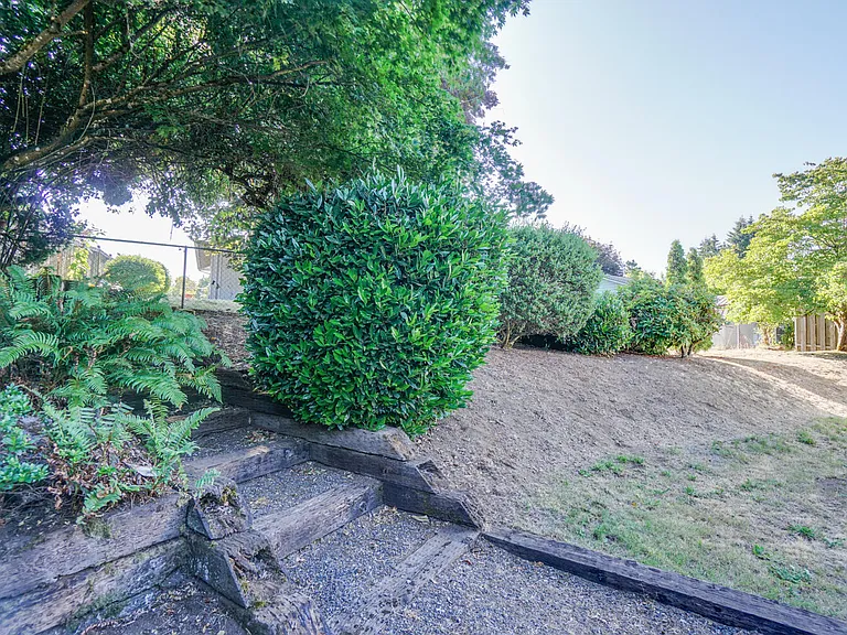 6206 NW Cherry St — Photo 49