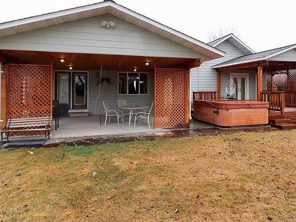 2nd image of 1012 Silverbow Ave