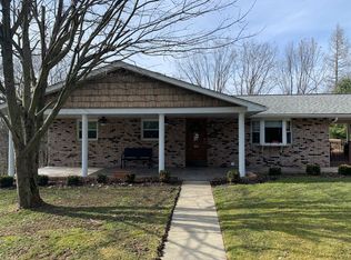 462 Annapolis Dr, Weirton, WV