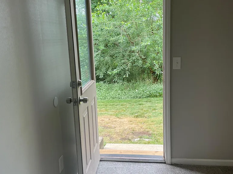 745 S Woodson Ln — Photo 14