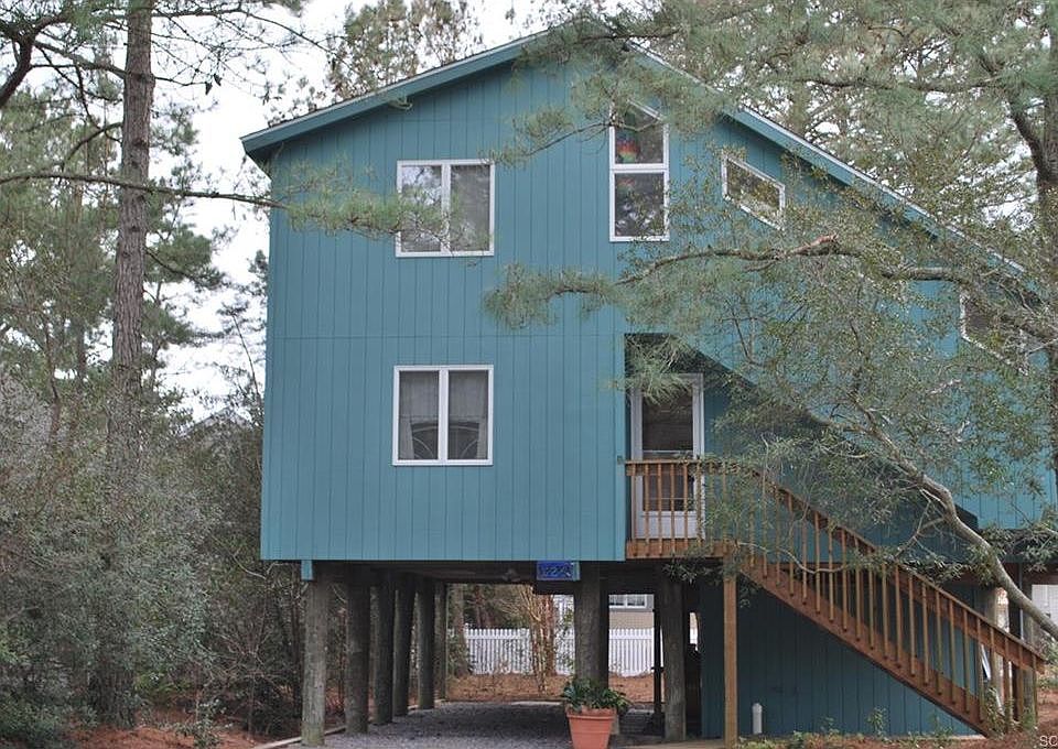 1st image of 126 Elizabeth Way