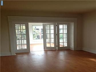 2nd image of 4826-30 Walnut St