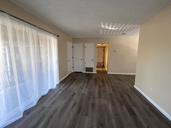 4th image of 1337 Castlemont Ave