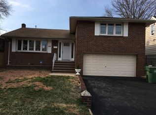 46 W 17th St, Linden, NJ 07036