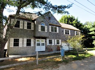 30 Firehouse Ln, Oak Bluffs, MA 02557