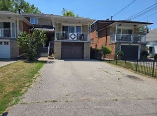 56 Jeavons Ave, Toronto, ON M1K 1T2