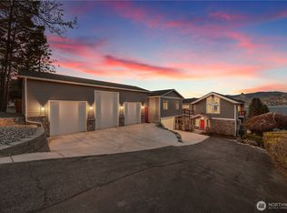 21 Grace Lane, Chelan, WA 98816