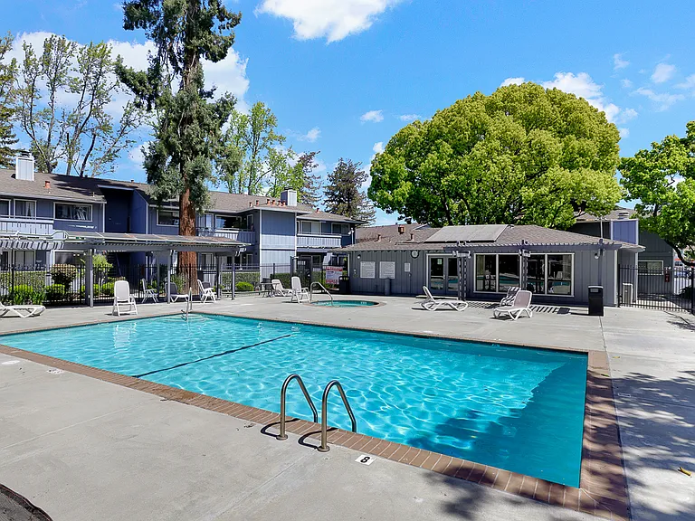 4033 Ralston Cmn — Photo 43