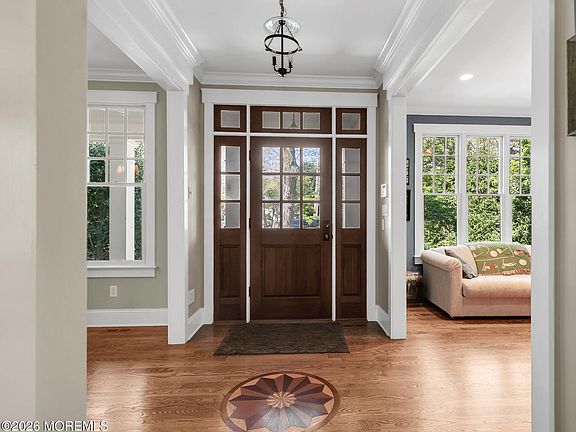 3rd image of 83 Silver Bay Road