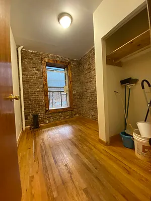 Rented by Best Apartments North Inc | media 52