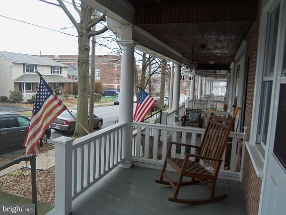 2nd image of 364 3rd Ave