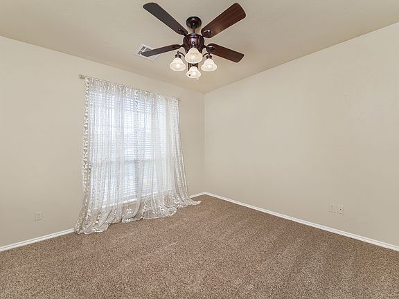 12x12 2nd Bedroom
