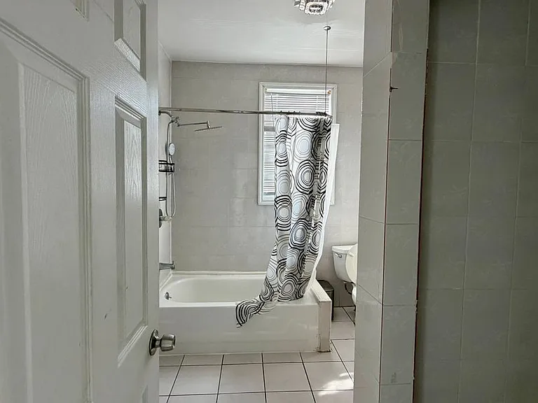 4301 Cottman Ave — Photo 11