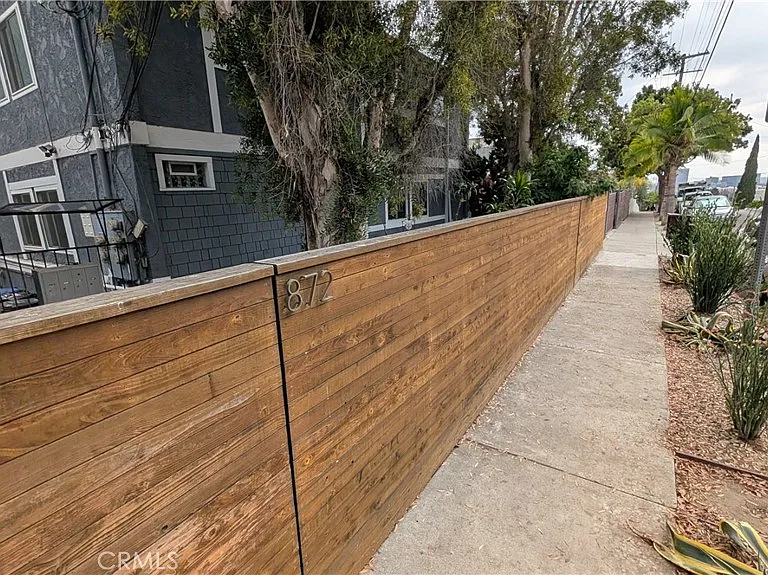 872 Lucile Ave #A — Photo 3