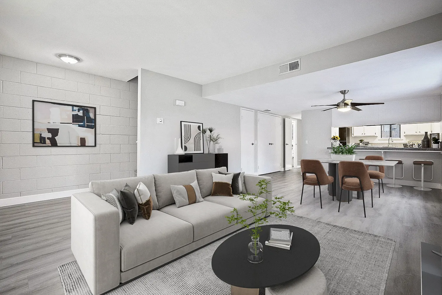 Riverwoods Apartments — Photo 2