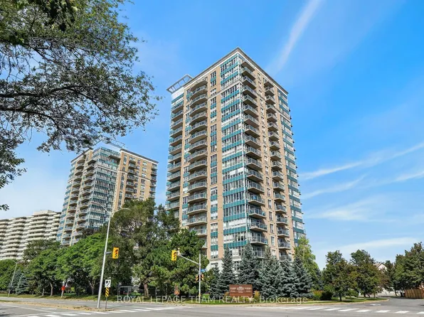 90 Landry St #706, Ottawa, ON K1L 0A9