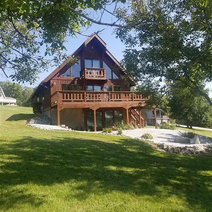 1st image of 5 Bluffwoods Dr