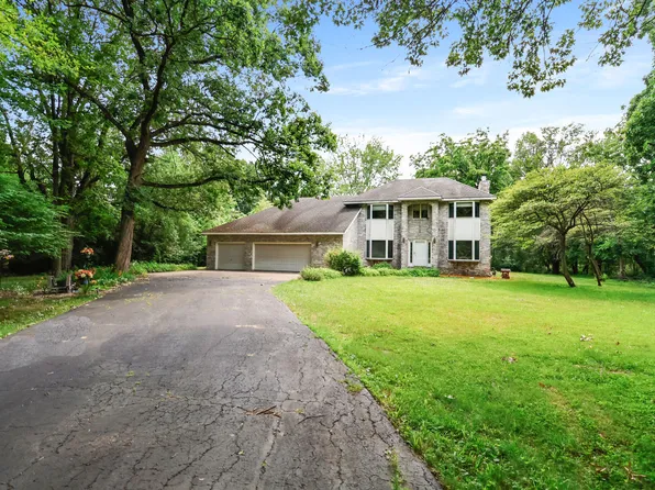 16470 Lakewood St, Lowell, IN 46356