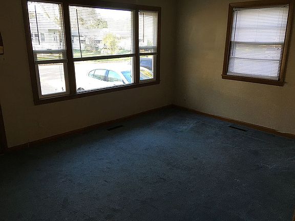 Living room new picture wind