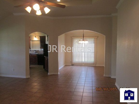 4th image of 502 Canoe Dr
