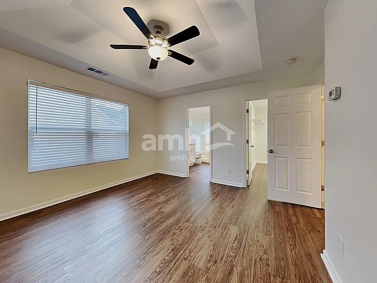3840 Holliwell Pass — Photo 12