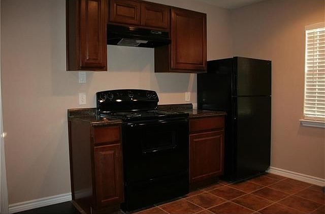 2nd image of 5003 Bryan St APT 4