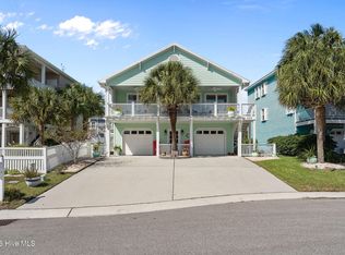 425 Sandman Dr, Kure Beach, NC 28449