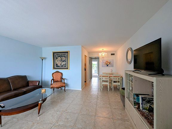 4th image of 131 Doolen Ct APT 303