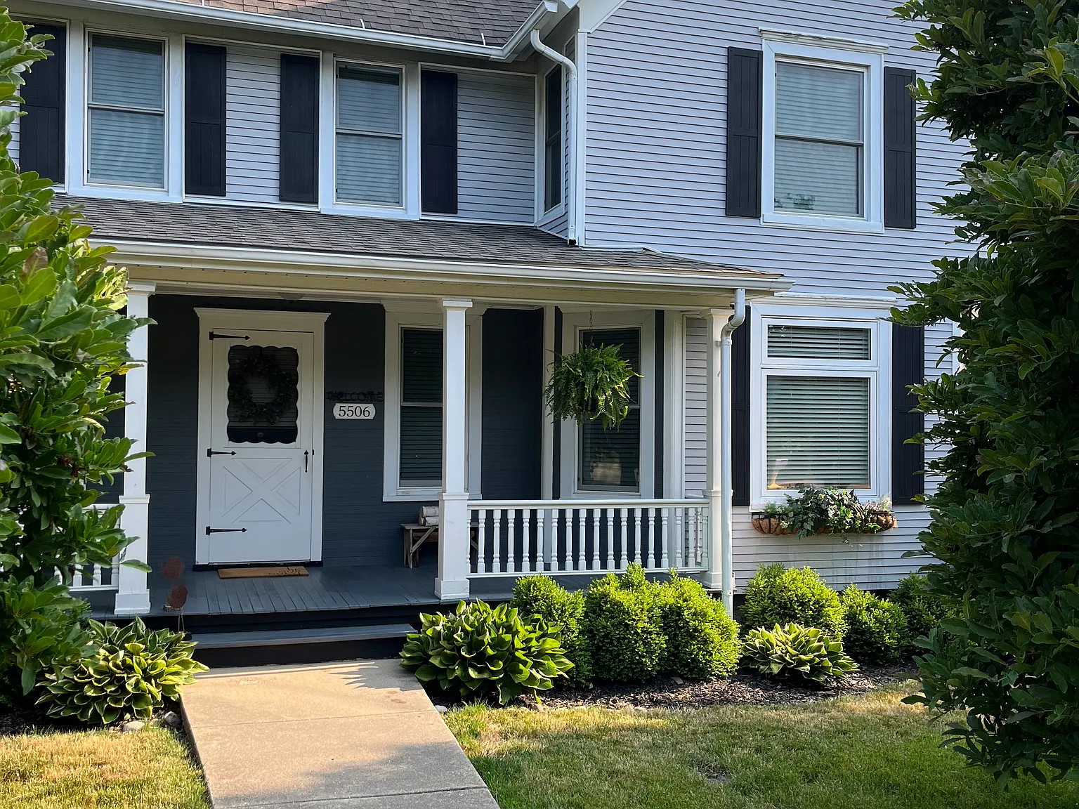 3 bed, 2200 sqft, $3,500 — Photo 2