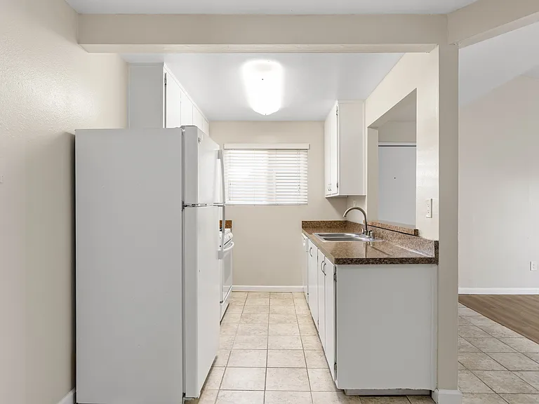 Menlo Pointe — Photo 18