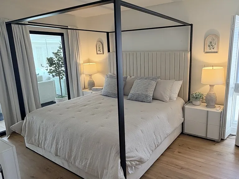 1510 W Oceanfront #B — Photo 12