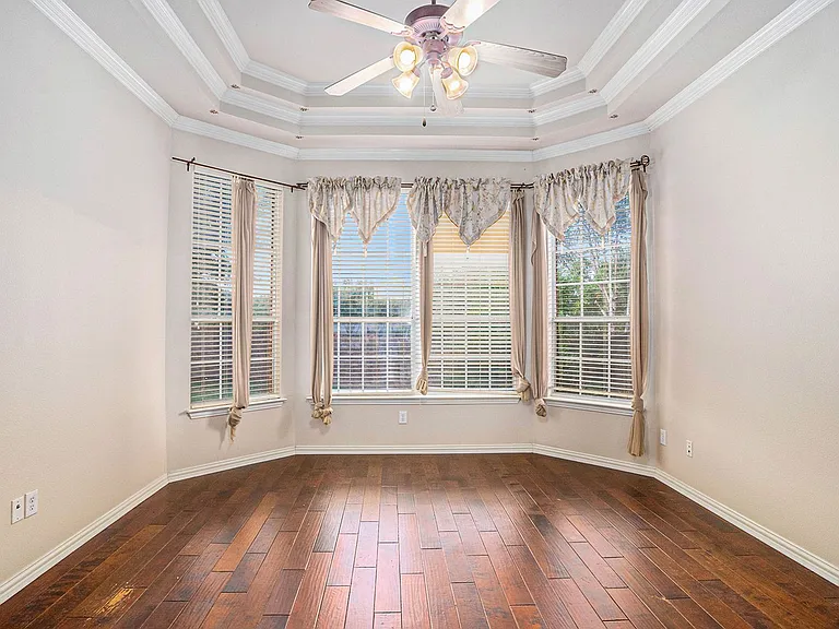 4213 Sharondale Dr — Photo 11