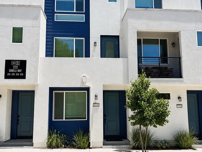 2734 Gimelli Way — Photo 3