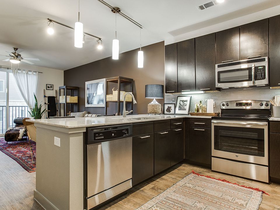 Energy efficient stainless steel appliances